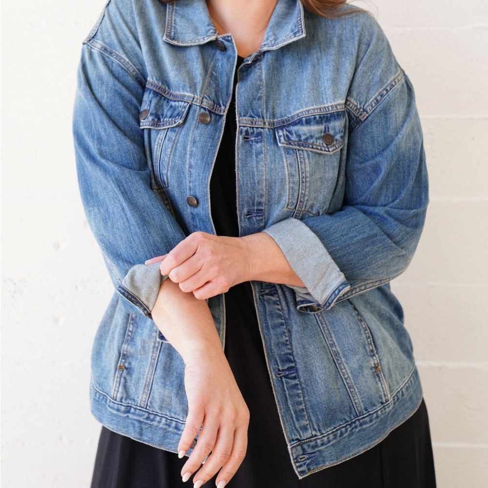 Carly Jean Los Angeles “Hunter” jean jacket